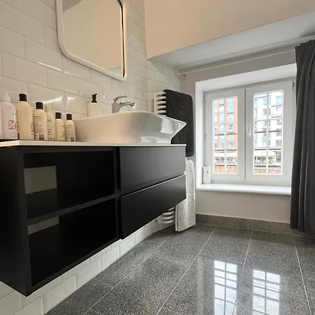 In The Gate Of Chlebnicka - View Of Motlawa * Danzica