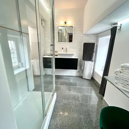 In The Gate Of Chlebnicka - View Of Motlawa Daire Gdansk