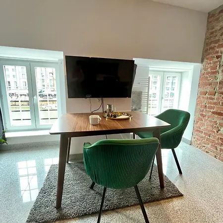 In The Gate Of Chlebnicka - View Of Motlawa * Danzica